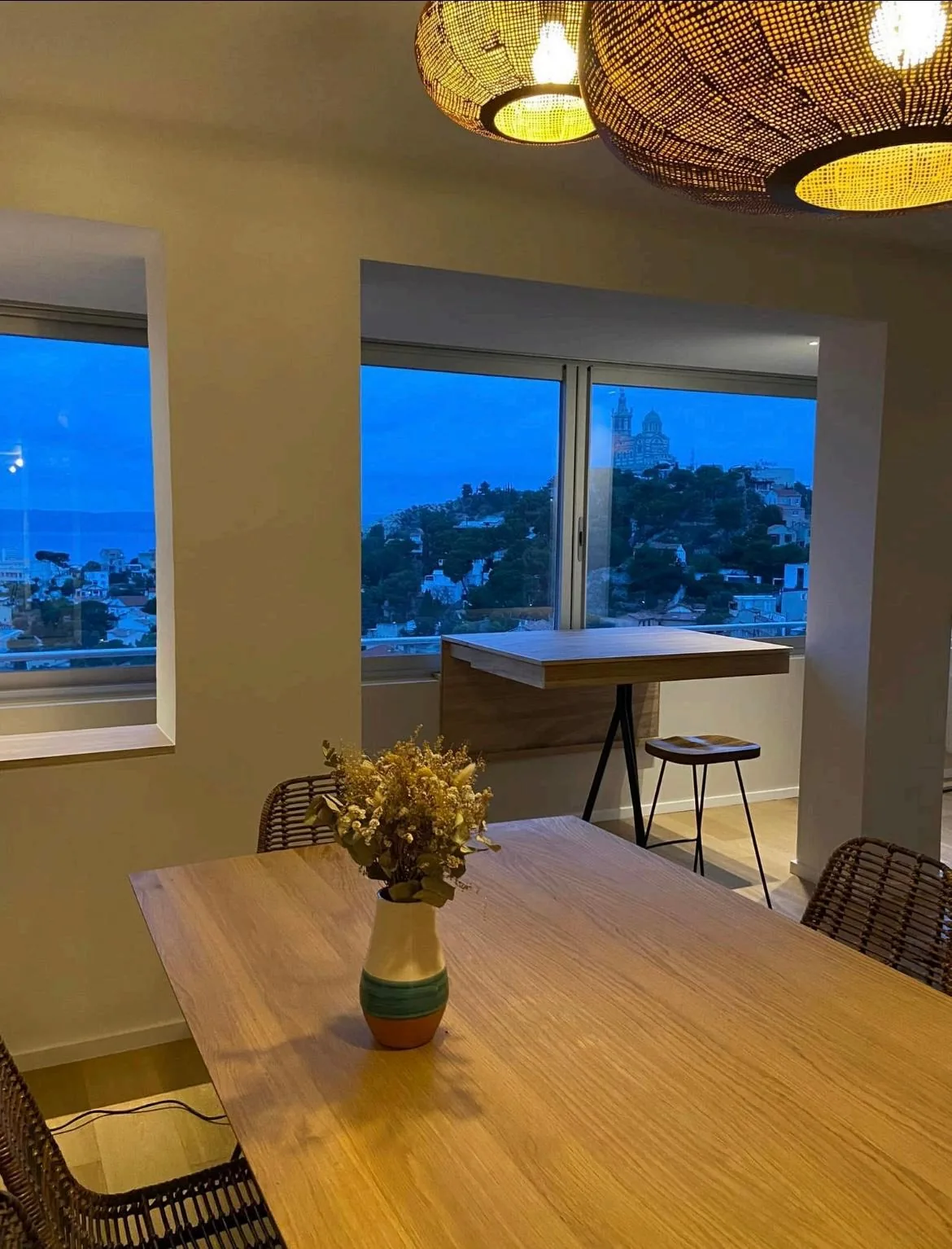 Agencement intérieur d'une salle à manger